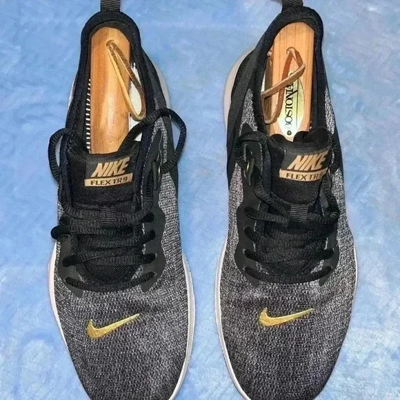 👟 NWOT Men’s Nike Flex Trainer 9 In Black & Metallic Gold-Size 8.5
