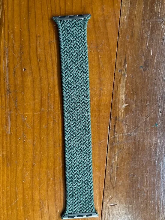 Apple Watch Braided Solo Loop 40mm (38/41) Genuine OEM Inverness Green Size 8