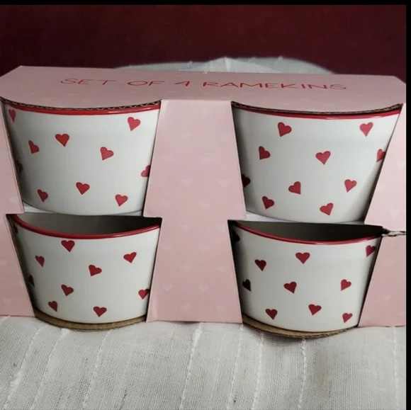 Heart Pattern Ramekins Set‎ of 4