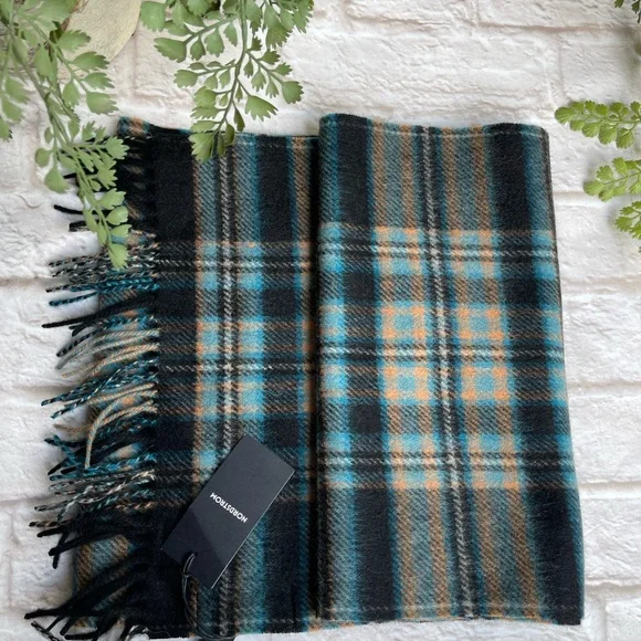 NORDSTROM Black beige magic Tartan Scarf new with tags OS