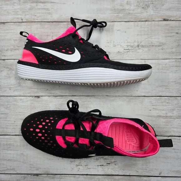 Nike Solarsoft Costa Low Sneakers Men 9 Black Pink 631389-016 Athletic Shoes