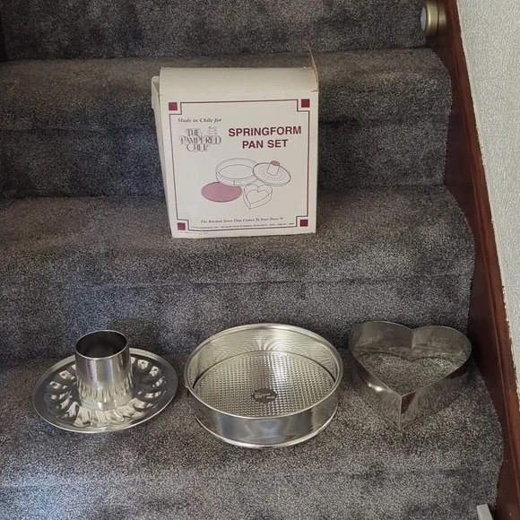 Pampered chef springform pan set