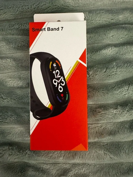 Smart Band 7 Fitness Tracker - Black