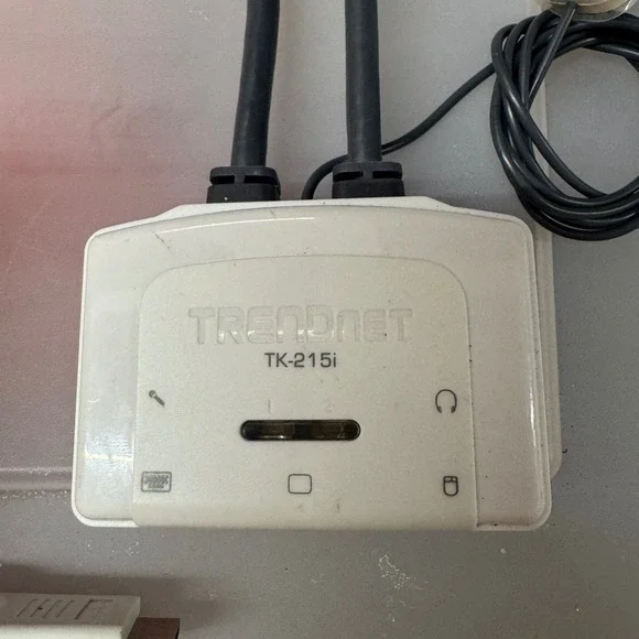 TRENDnet TK-215i 2-Port USB KVM Switch with Audio and Remote Switch White
