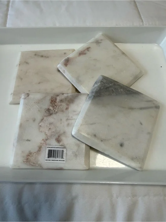Set of 4 White Marble Square Coasters - Natural Beige Veining