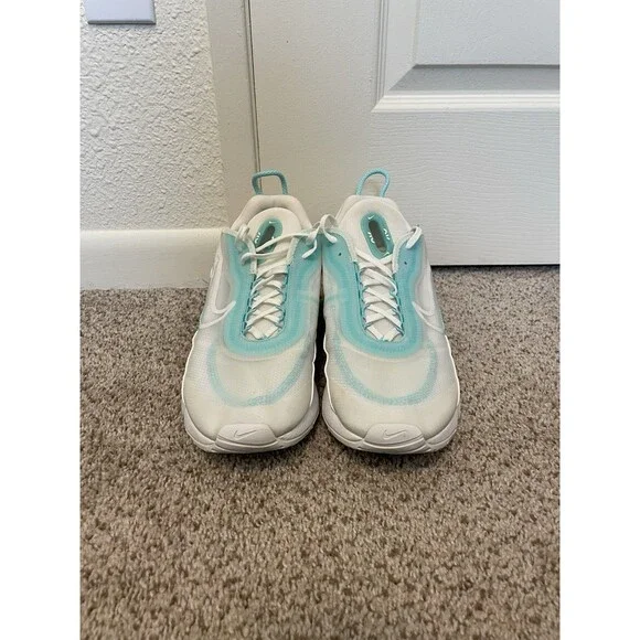 Nike Air Max 2090 Aurora Green BV9977-102 Mens Size 11