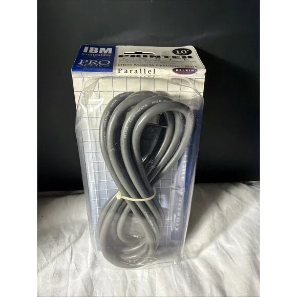 Belkin F2A032-10 computer cord- new in box