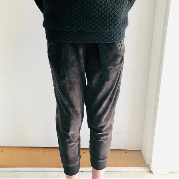 5x$25 CXJ Justice Zipper Side Pockets Velvet Joggers, size 5