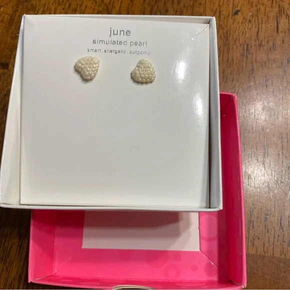 Justice girl, simulated pearl June heart birthstone earrings New.