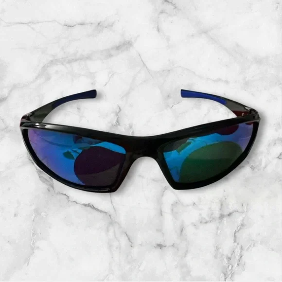 Men’s Polarized Black and Blue Sunglasses NIP