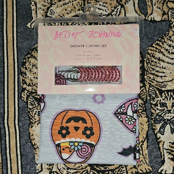 Betsey Johnson Halloween Pumpkin Shower Curtain Set Vampire Shower Hooks New