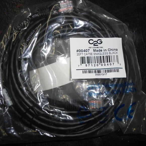 6 C2G 20' Cat5E Snagless Black patch cable