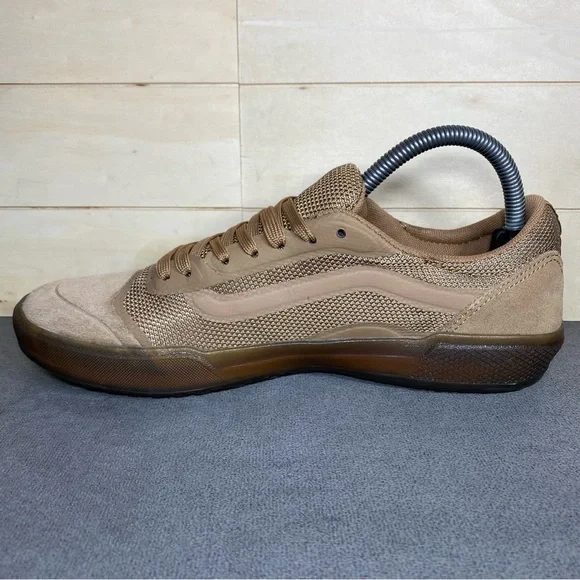 Vans Ave Tobacco Gum Men's Size 7 Skate Shoes Brown Suede Sneakers 721356