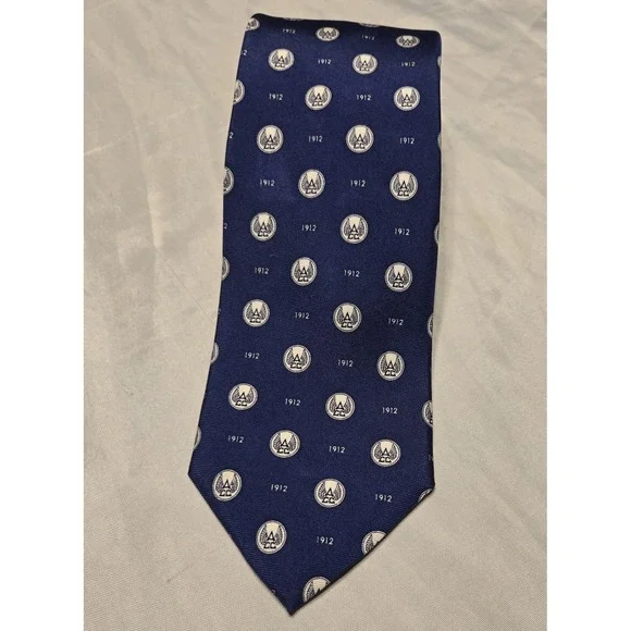 Bird Dog Bay Blue 1912 ACC Wings Tie Hand Made‎ 100% Silk