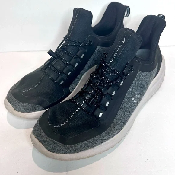 Women’s Nike Black and Gray sneakers