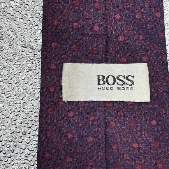 BOSS‎ Hugo Boss Mens Silk Tie Burgundy Red Micro Geometric Pattern Luxury Formal
