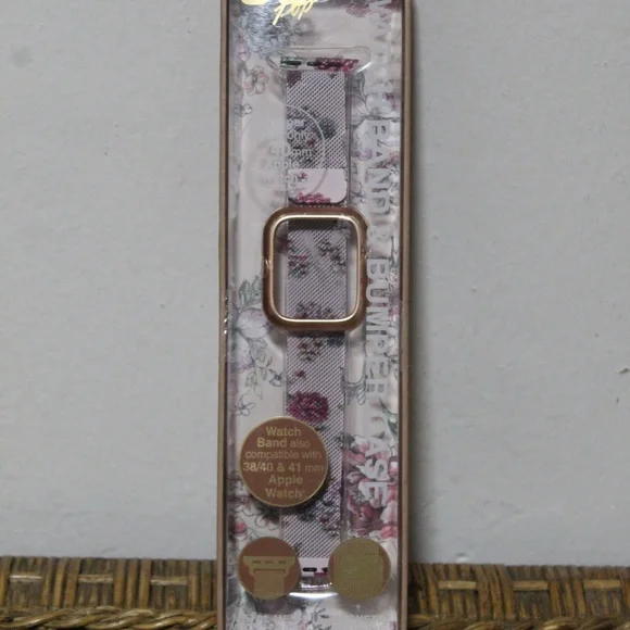 Cylo Pop. Metal Mesh Watch Band & Bumper Case. Color: Soft Rose Pink