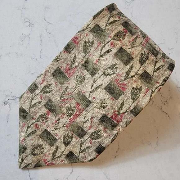 Ermenegildo Zegna Vintage Floral Geometric Silk Tie Italy Beige luxury preppy