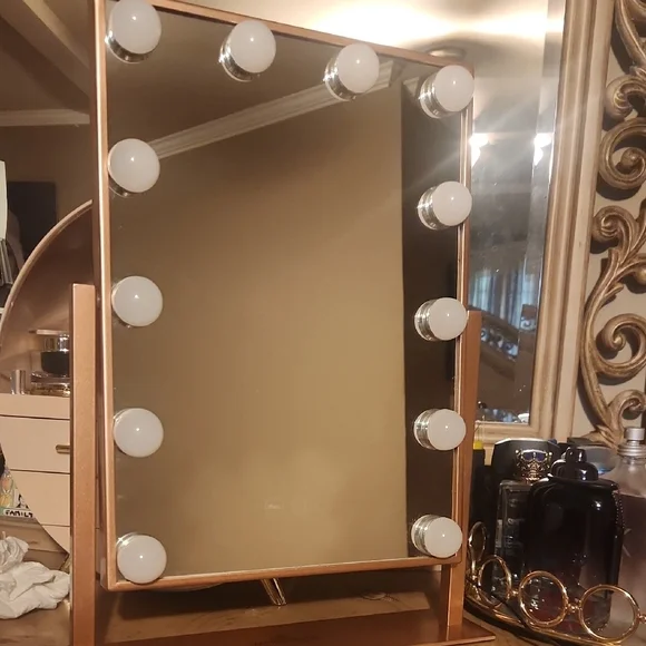 Elegant Vanity Mirror with Lights