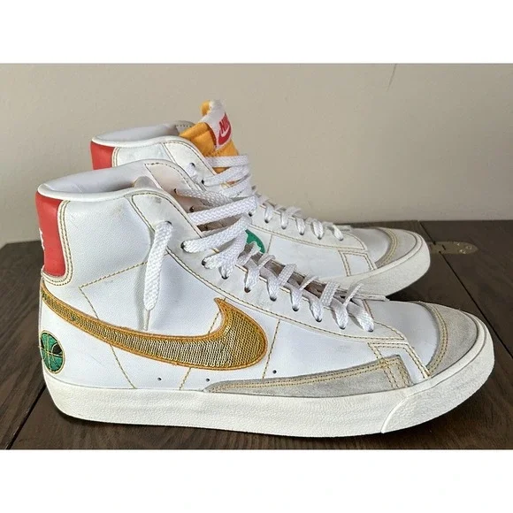 Size 6.5- Nike Blazer Mid '77‎ Vintage Roswell Rayguns 2021