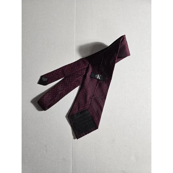 Calvin Klein CK Burgundy Necktie‎ Woven Pattern Business Formal Men's