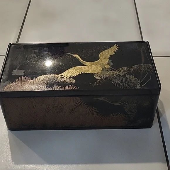 Vintage Japan Black Laquer Tissue Box w/Mirror