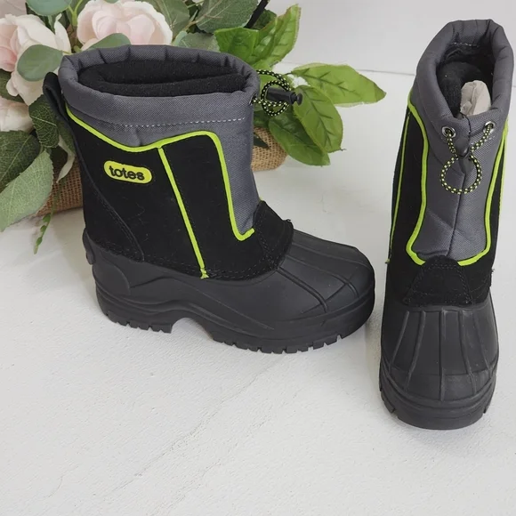 totes Kids Boots - Black and Neon Green