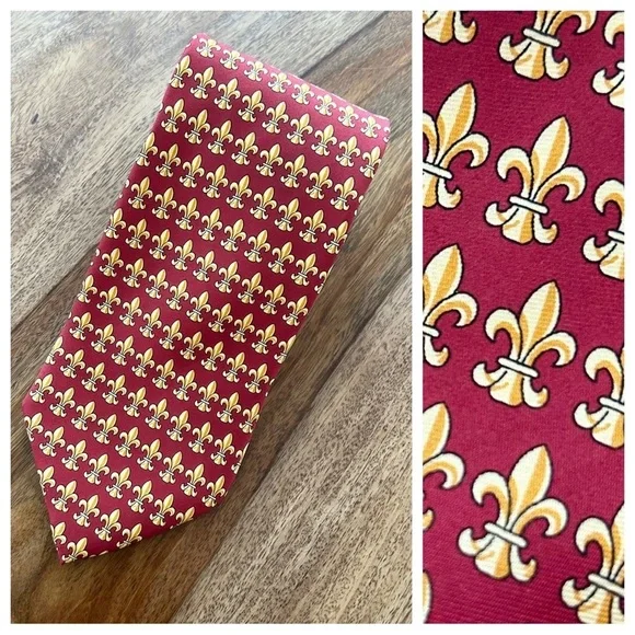 Roger L. Paris fleur de lis men’s necktie 100% silk