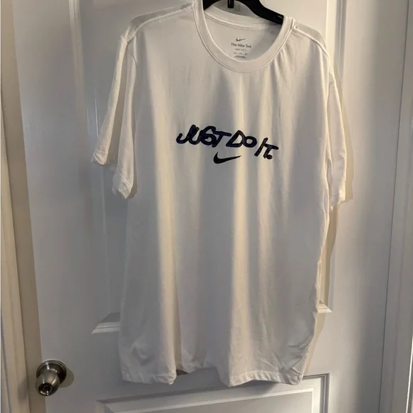 NWT Nike Men's Dri-Fit White 'Just Do It' Short Sleeve T-Shirt XXL