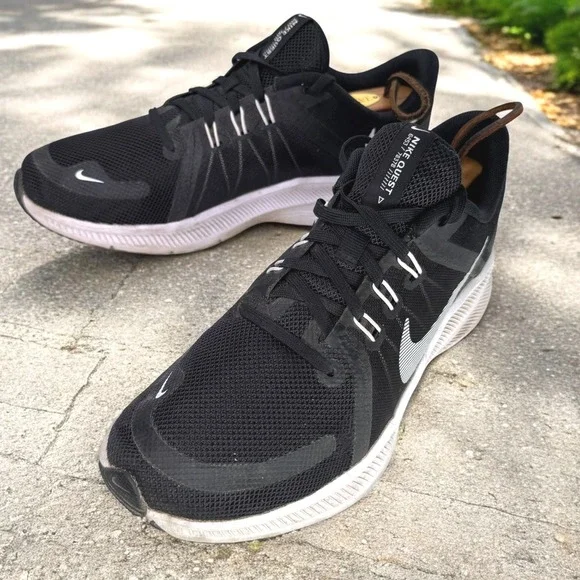 Nike Quest 4 Running Shoes Womens Size 8.5 Black Grey DA1106-006 Sneakers