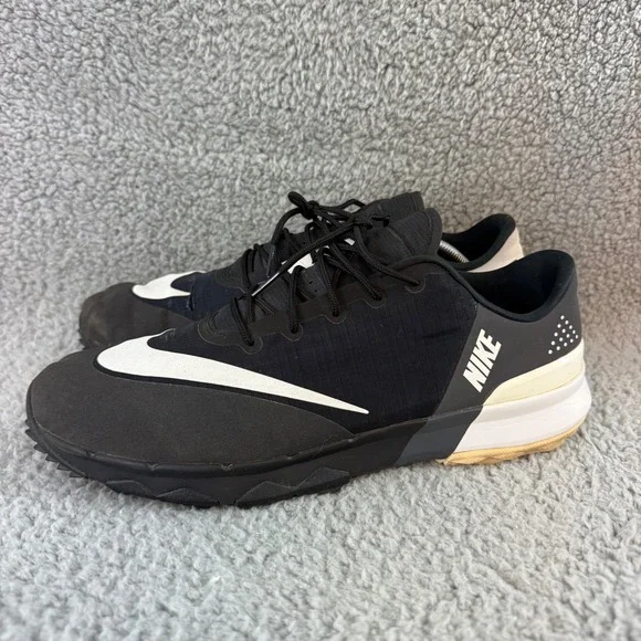 Nike Fi Flex Turf Golf Shoes Mens size 11 Black White 849960 Spikeless Sneakers‎