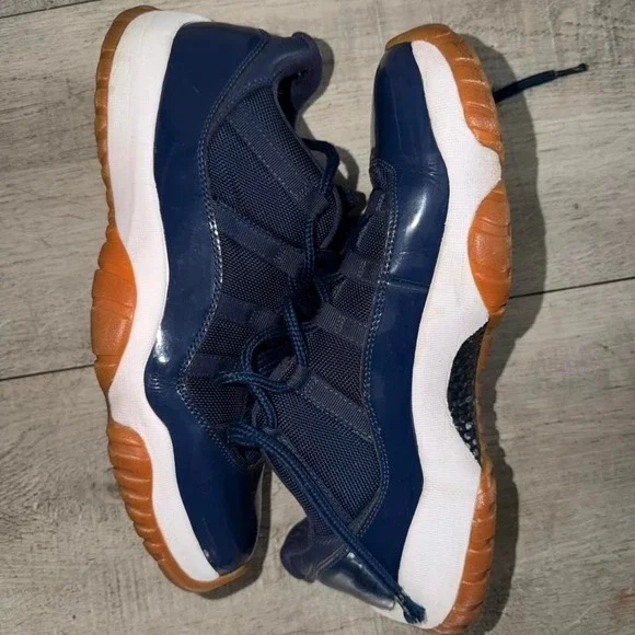 Jordan‎ 11 Retro Low navy trainers. Men Size US 11.5