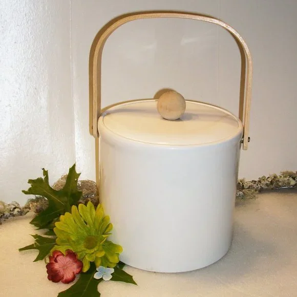 Vintage Georges Briard Ice Bucket Mid-Century Modern White Natural Wood Handle