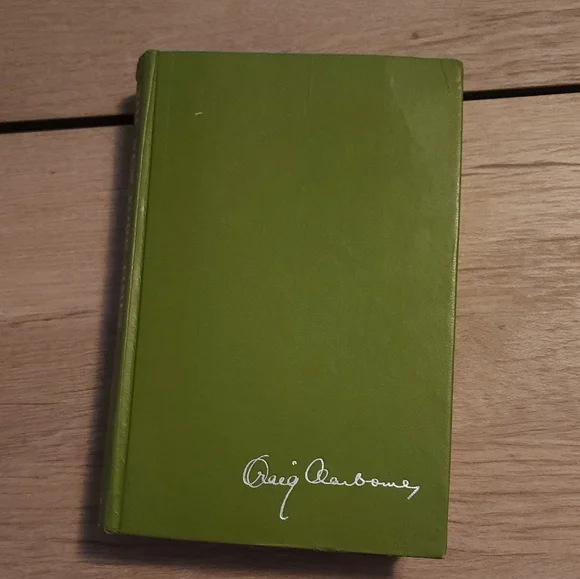 🌟 3 for $15 Deal! 🌟International Cookbook by Craig Claiborne 1971