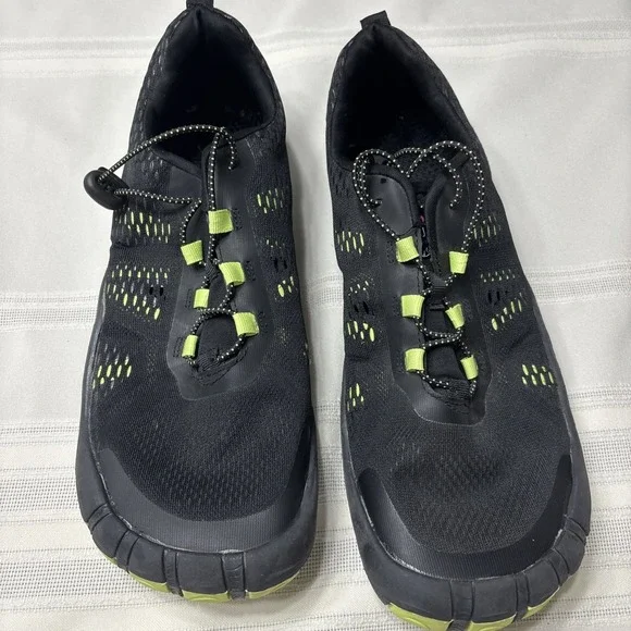 Mens Maui and Sons Size 12 Shoes Black H2FL Toggle Closure Traction