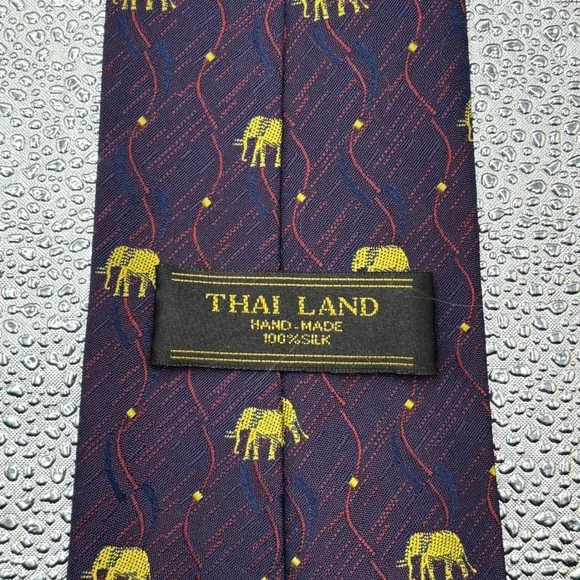Vintage Thai Land Hand Made 100% Silk Red Blue‎ Purple Elephant Necktie Boho