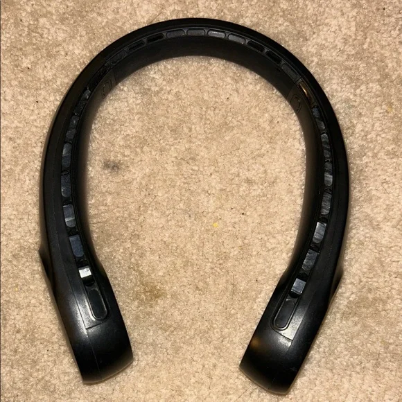 Black Wireless Headphones