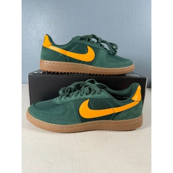 Nike Field General Pro Green & Gold Sneakers Men's‎ Size 8.5