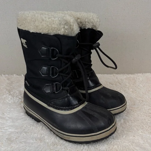 Youth Sorel Yoot Pac nylon waterproof black boots-4