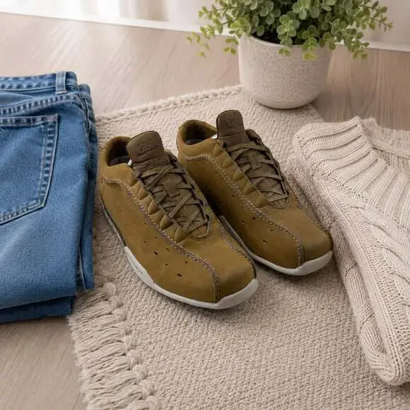 Helly Hansen Brown Suede Non-Marking Deck Sneakers Size 10.5