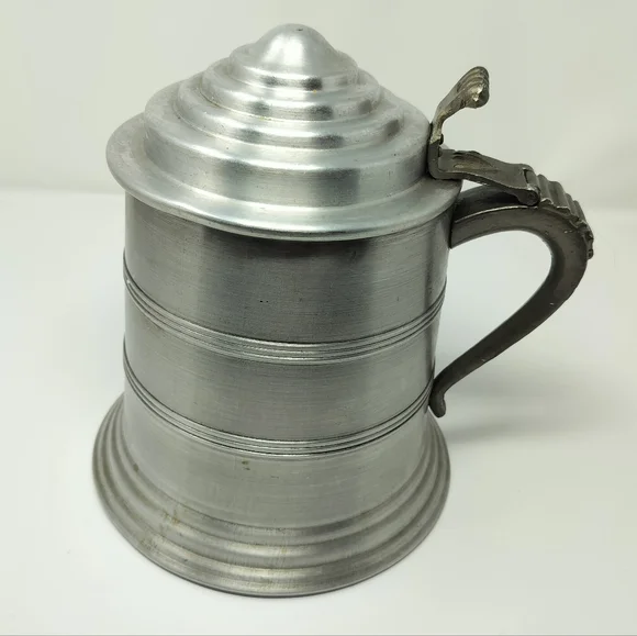 Rare Find Vintage Metal Ice Bucket Beer Mug Champagne Basin Shabby Chic MCM