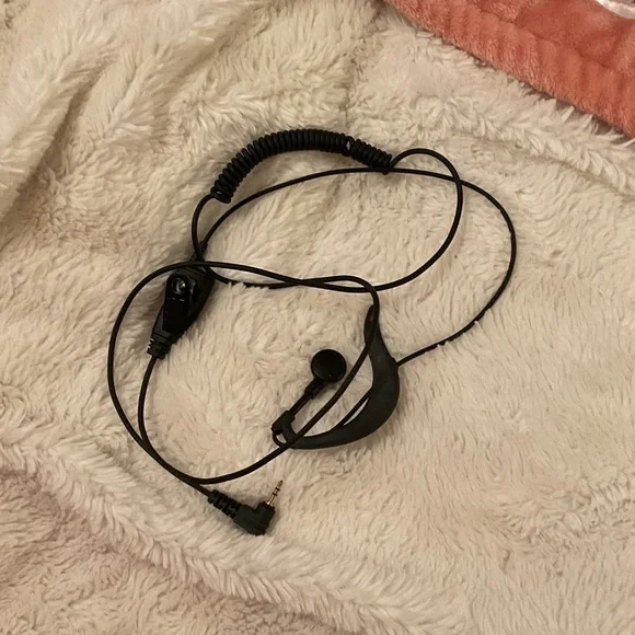 Black Wired Headset