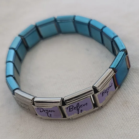 Inspirational Blue Stretch Link Bracelet - Believe It