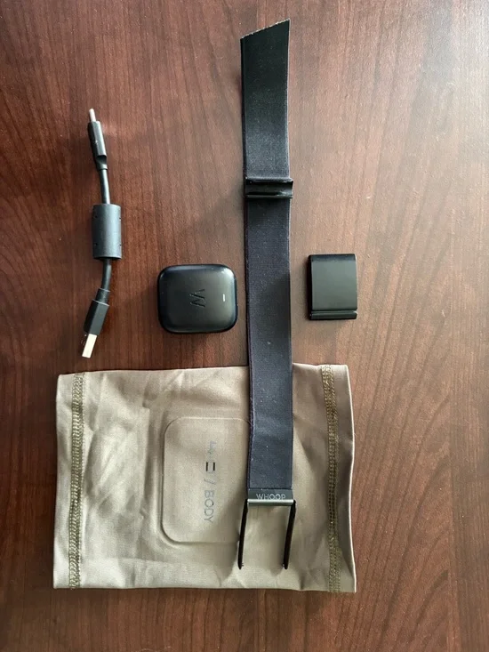 WHOOP 4.0 Black Fitness Strap with Accessories