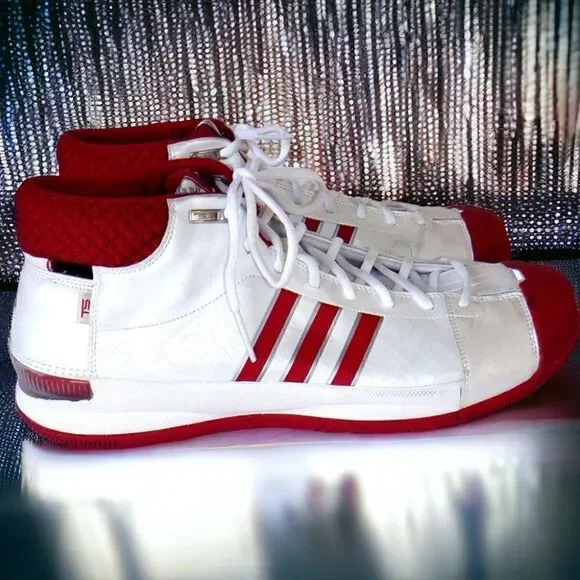 Adidas white/red TS Pro Model Basketball Hi-top sneakers