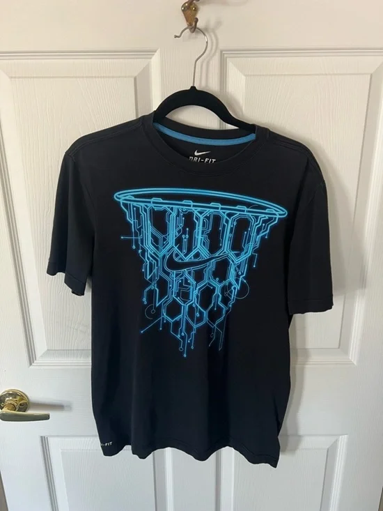 Nike basketball dri fit, black and blue graphic T-shirt, size medium