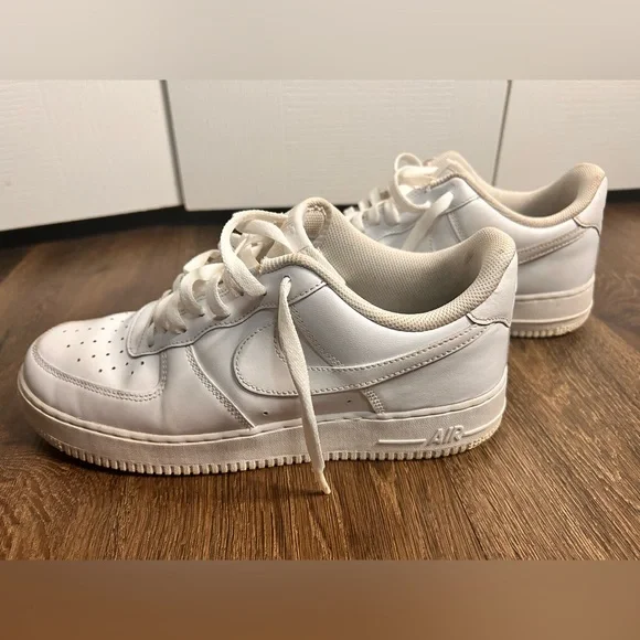 Nike Air Force 1 Sneakers Mens‎ US 10 White Running Low Top Lace Up 315115-111