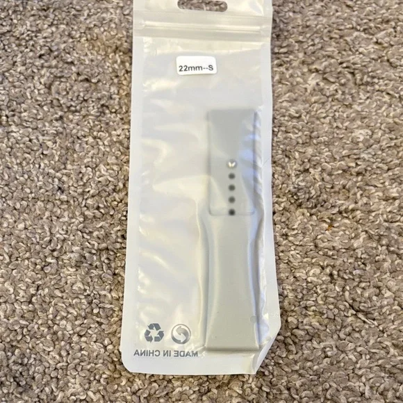 Replacement 22mm Light Gray Silicone Watch Band - Compatible Wristband