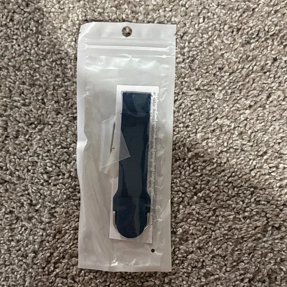 Navy Silicone Wristband Replacement for Wearable Trackers