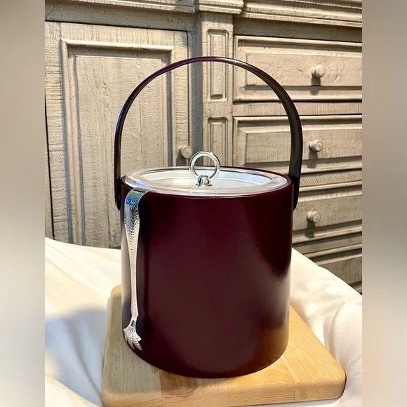 *Vintage**EUC* MCM GEORGES BRIARD Ice Bucket W/ Lid & Tongs - Leather(?) -Maroon